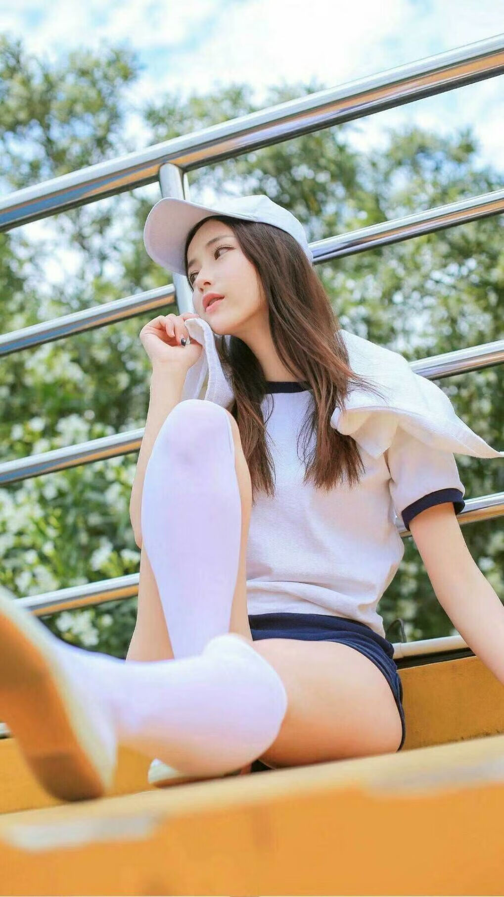 死亡缠绕!克莱锁死北京王牌,太阳爆冷印证一古老篮球真理