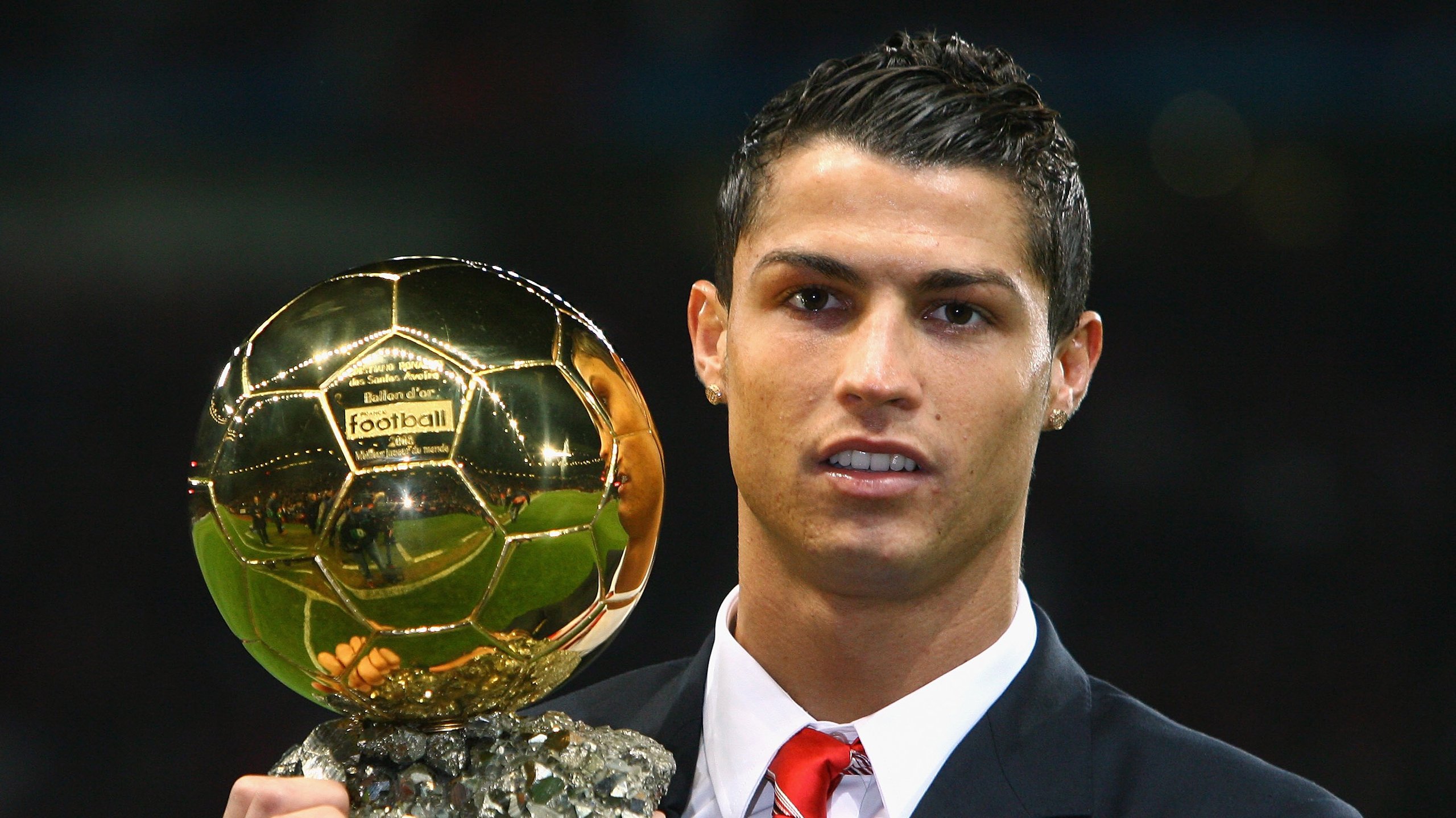 锋线神话再临！伊萨克一锤定音锁定年度焦点之战